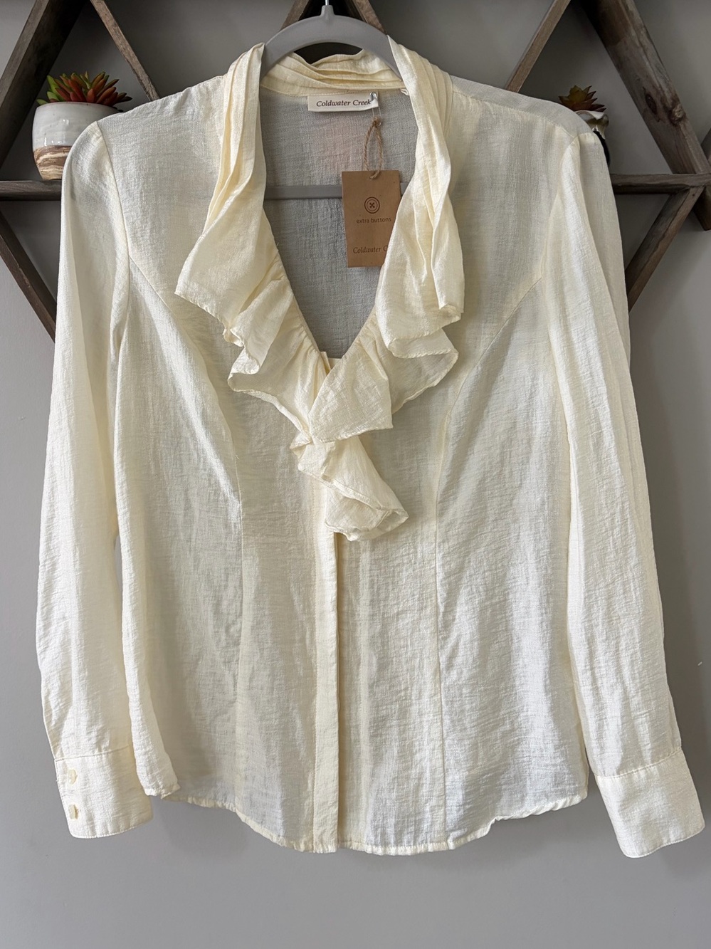 Coldwater Creek soft butter yellow ruffle-front long-sleeve blouse. Petite Small